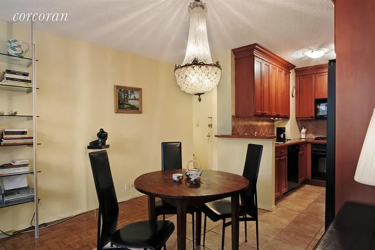New York City Real Estate | View 445 Fifth Avenue, 16F | Dining Room | View 3