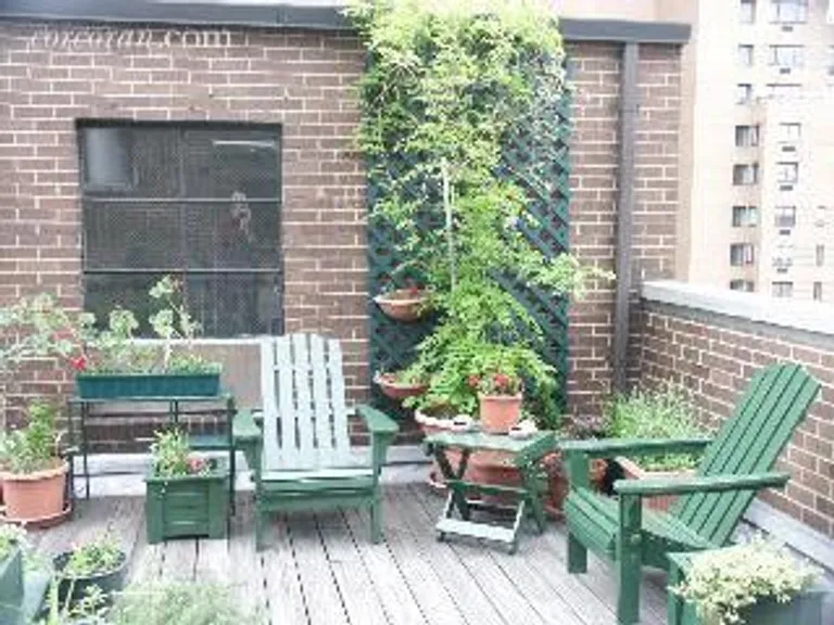 New York City Real Estate | View 225 East 86th Street, 805 | Relax | View 10