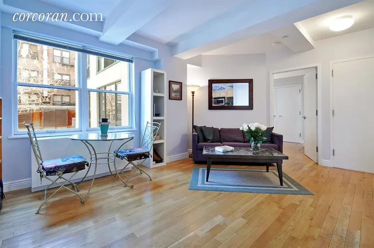 New York City Real Estate | View 435 East 76th Street, 3D | 2 Beds, 1 Bath | View 1