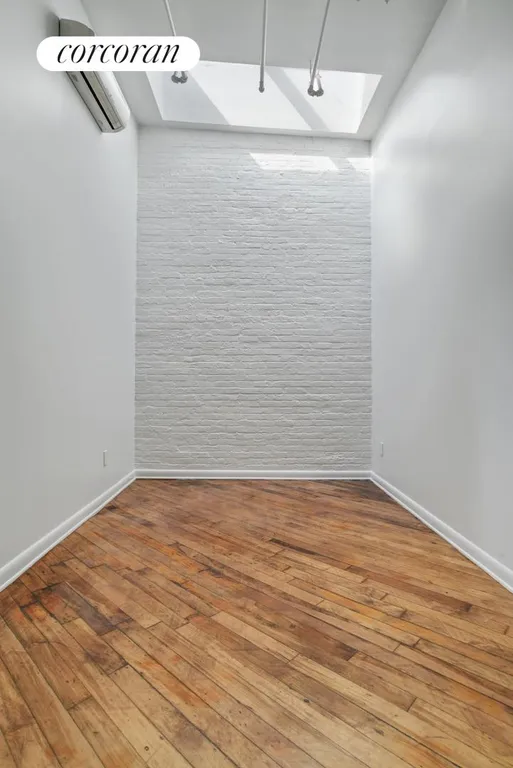 New York City Real Estate | View 160 Berry Street, 2 | room 4 | View 5