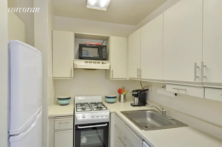 New York City Real Estate | View 201 East 83rd Street, 10G | Kitchen | View 3