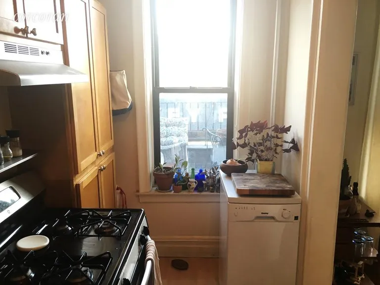 New York City Real Estate | View 133 7th Avenue, 3 | room 3 | View 4