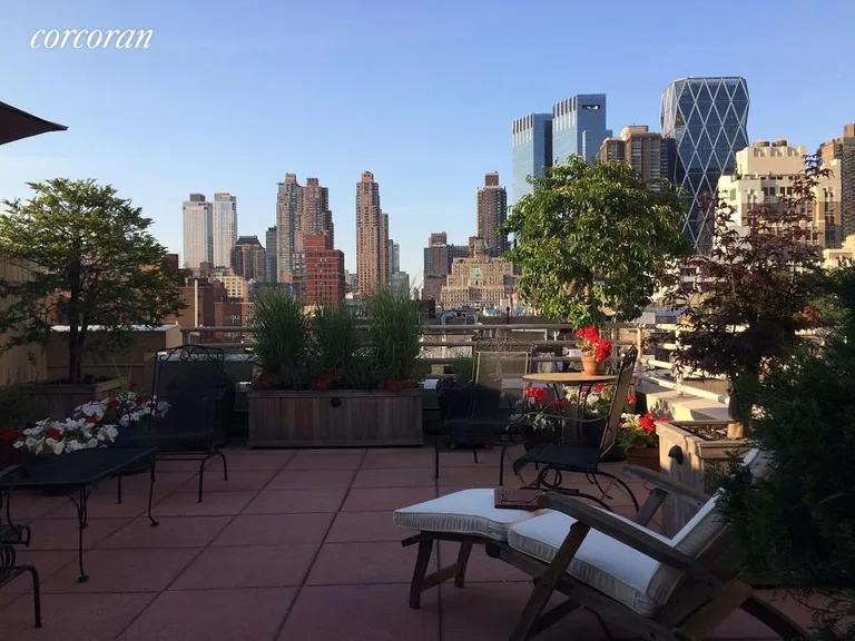 New York City Real Estate | View 393 West 49th Street, 7S | room 2 | View 3