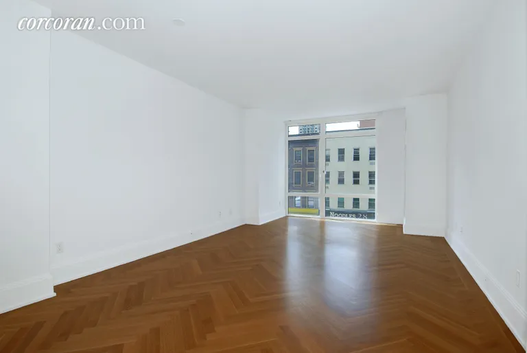 New York City Real Estate | View 305 East 85th Street, 3A | room 4 | View 5