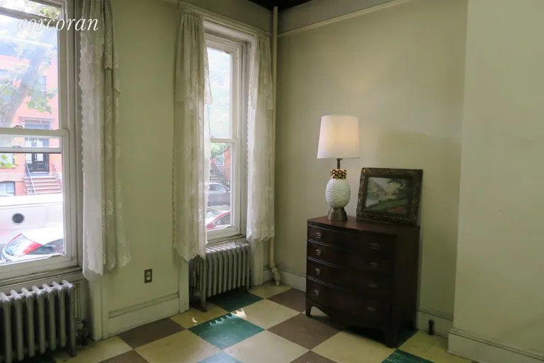 New York City Real Estate | View 105A Bergen Street | room 3 | View 4