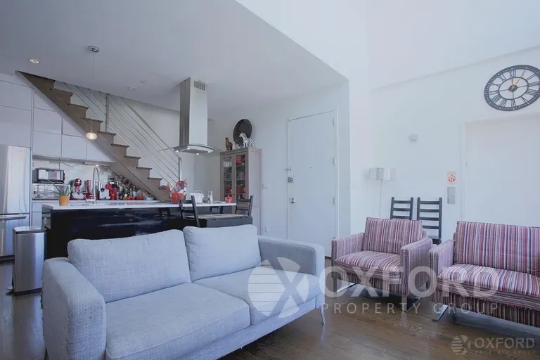 New York City Real Estate | View 15 Roebling Street, PHA | room 5 | View 6
