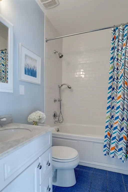 New York City Real Estate | View 44 8th Avenue, 5 | Bathroom | View 10