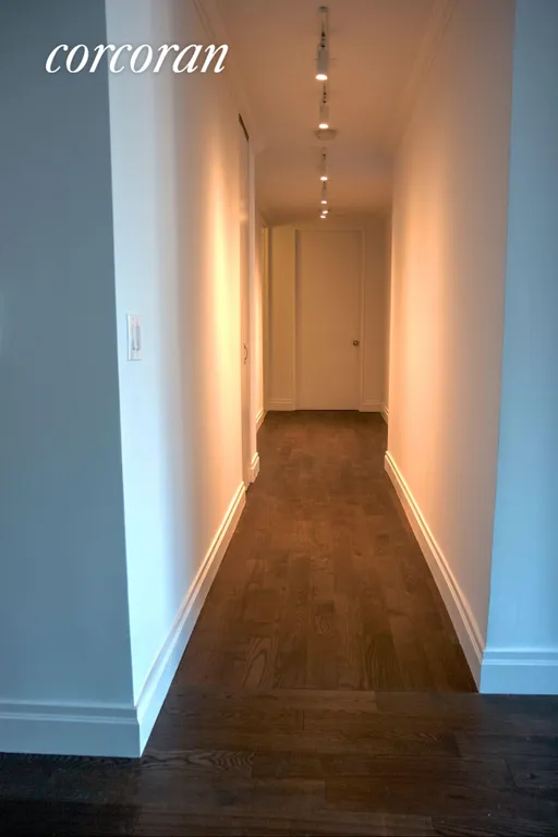 New York City Real Estate | View 201 West 72nd Street, 10C | Hallway | View 5