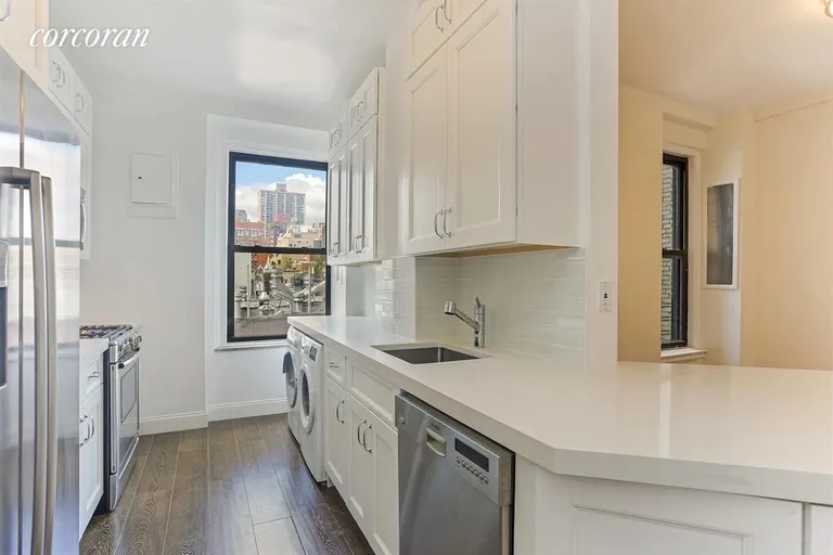 New York City Real Estate | View 30 West 70th Street, 7B | Kitchen | View 6