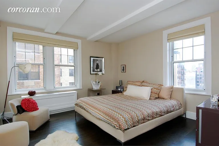 New York City Real Estate | View 27 West 72nd Street, 1510 | Corner master bedroom with en-suite bath | View 4