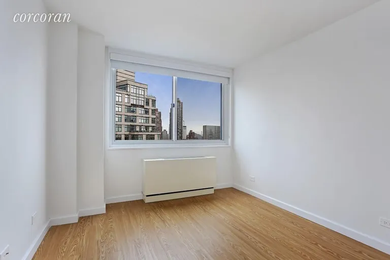 New York City Real Estate | View 60 West 66th Street, 31H | room 5 | View 6