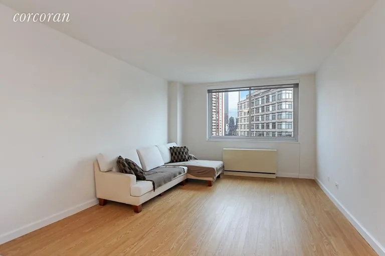 New York City Real Estate | View 60 West 66th Street, 31H | room 1 | View 2