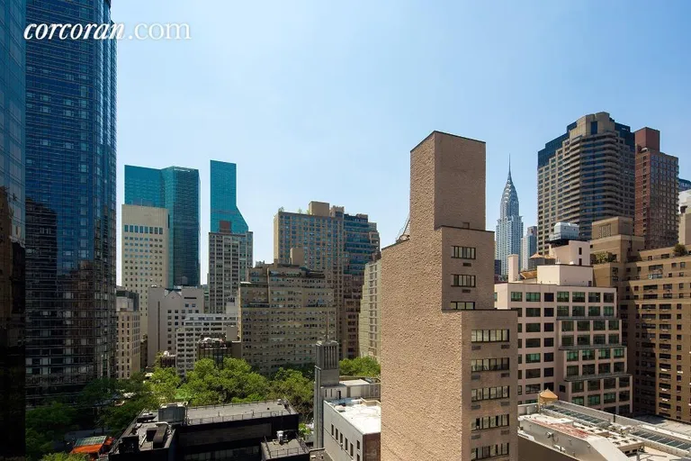 New York City Real Estate | View 100 United Nations Plaza, 16C | South Facing City Views | View 6