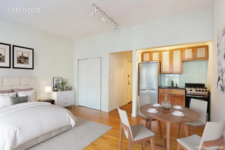 New York City Real Estate | View 208 East 32nd Street, 3A | Kitchen | View 9