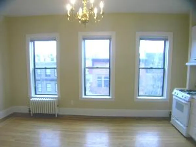 New York City Real Estate | View 823 Carroll Street, 5 | room 1 | View 2