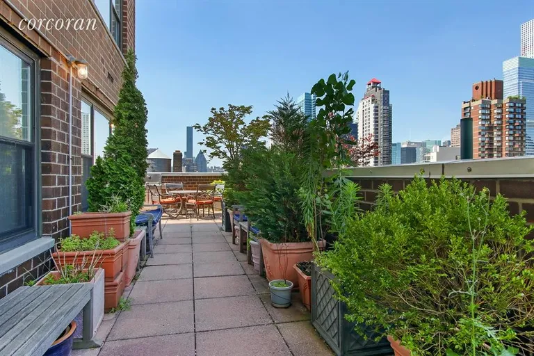 New York City Real Estate | View 340 East 64th Street, 22B | Terrace | View 6