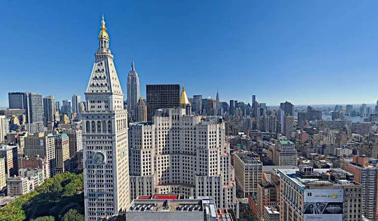 New York City Real Estate | View 45 East 22nd Street, 37B | 2 Beds, 2 Baths | View 1