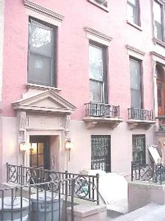 New York City Real Estate | View 279 Henry Street, 1 | 2 Beds, 2 Baths | View 1