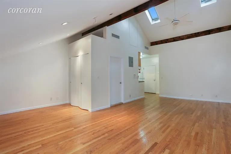 New York City Real Estate | View 16 Leroy Street, 4 | Location 1 | View 4