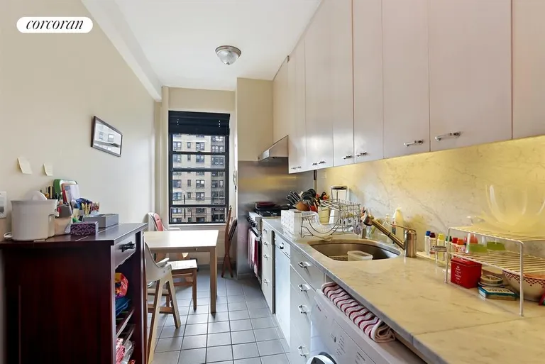 New York City Real Estate | View 825 West End Avenue, 10G | Kitchen | View 3