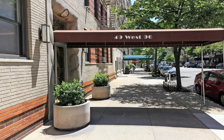New York City Real Estate | View 49 West 96th Street, 1F | room 12 | View 13
