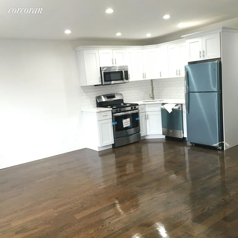 New York City Real Estate | View 704A Evergreen Avenue, 2 | 3 Beds, 2 Baths | View 1