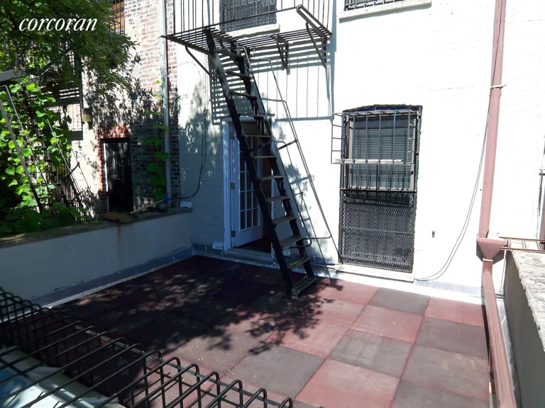 New York City Real Estate | View 753 Franklin Avenue, 2 | room 1 | View 2