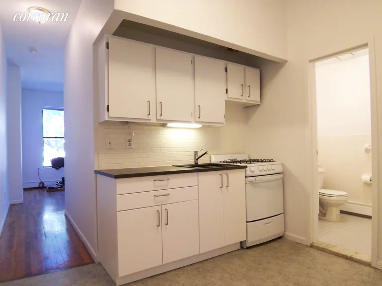 New York City Real Estate | View 753 Franklin Avenue, 2 | room 2 | View 3