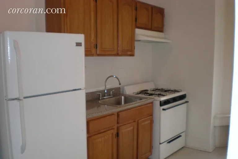 New York City Real Estate | View 183 Lincoln Road, 1 | Kitchen | View 3