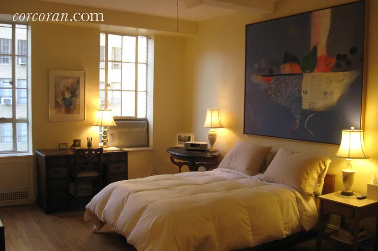New York City Real Estate | View 353 West 56th Street, 7B | room 3 | View 4