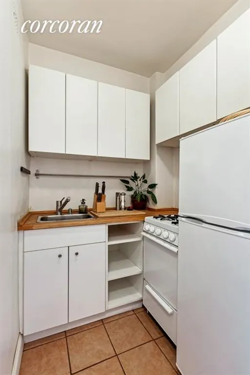 New York City Real Estate | View 101 Lafayette Avenue, 10B | Galley Kitchen | View 3