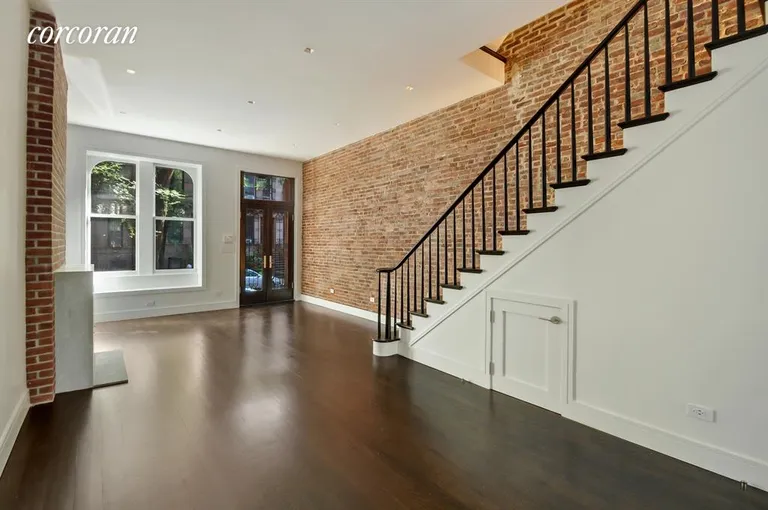 New York City Real Estate | View 35 West 95th Street, 2 | Living Room | View 19