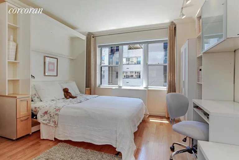 New York City Real Estate | View 310 East 49th Street, 9C | Easily Adjustable Murphy Bed | View 5