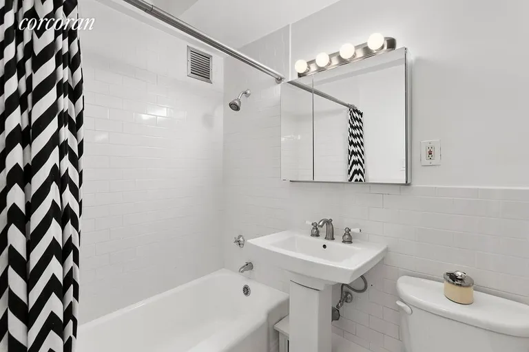New York City Real Estate | View 270 Jay Street, 2D | 3 | View 3