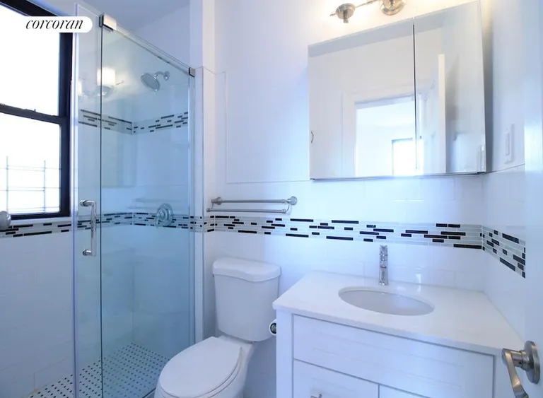 New York City Real Estate | View 173 West 78th Street, PHB | En Suite Bathroom (in Master BR) | View 7