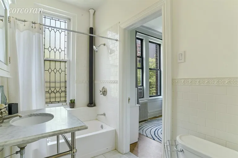New York City Real Estate | View 38 Livingston Street, 52 | Bathroom | View 6