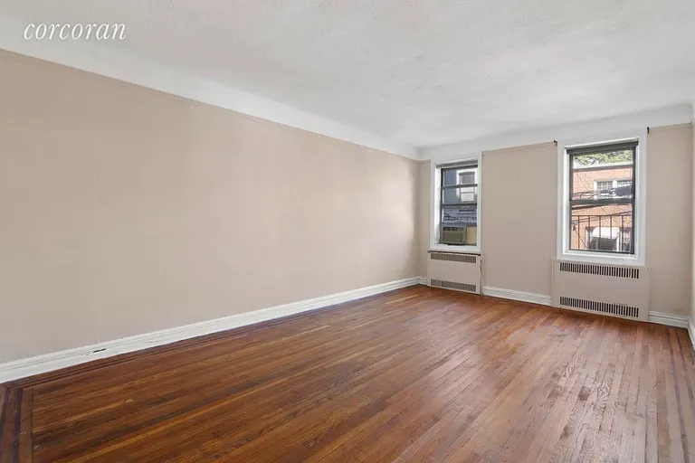 New York City Real Estate | View 40 Tehama Street, 2K | Living Room | View 3