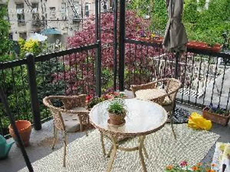 New York City Real Estate | View 184 Sackett Street, 2 | room 6 | View 7