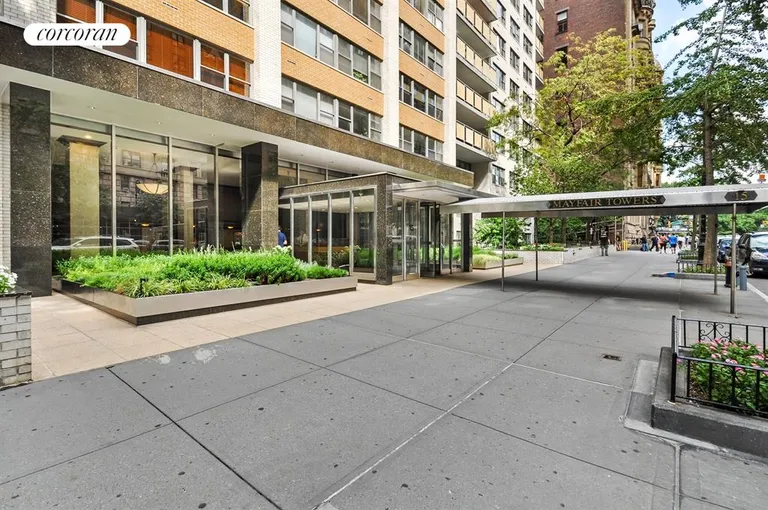 New York City Real Estate | View 15 West 72Nd Street, 12-V | Front View | View 6
