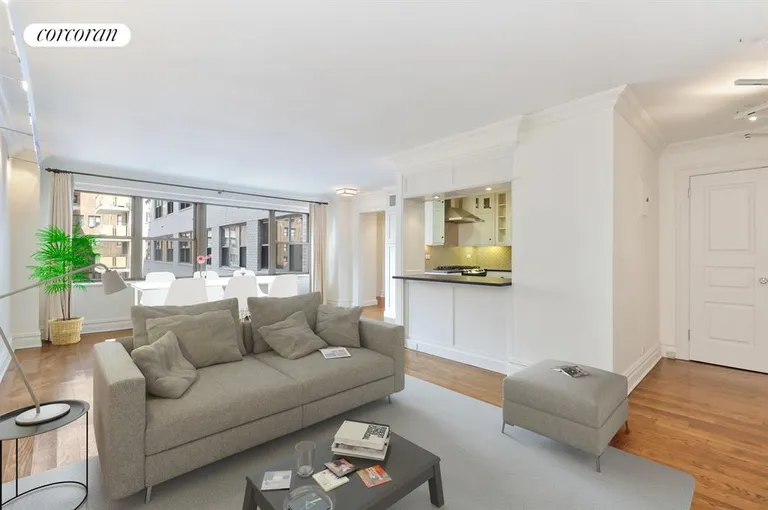 New York City Real Estate | View 15 West 72Nd Street, 12-V | Living Room | View 7