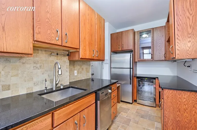 New York City Real Estate | View 860 West 181st Street, 9 | Kitchen | View 3