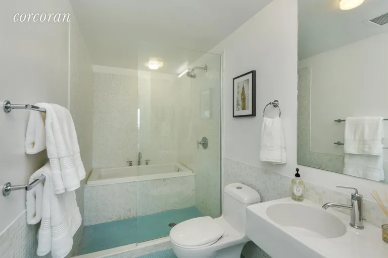 New York City Real Estate | View 361 Manhattan Avenue, 4B | 2nd Bathroom | View 12
