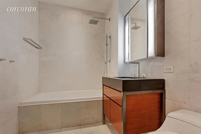 New York City Real Estate | View 75 Wall Street, 36G | Bathroom | View 4