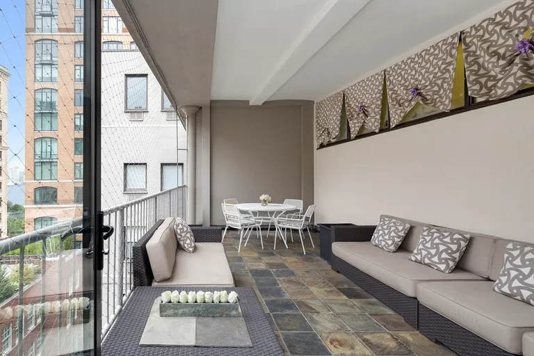 New York City Real Estate | View 380 West 12th Street, 7D | room 2 | View 3