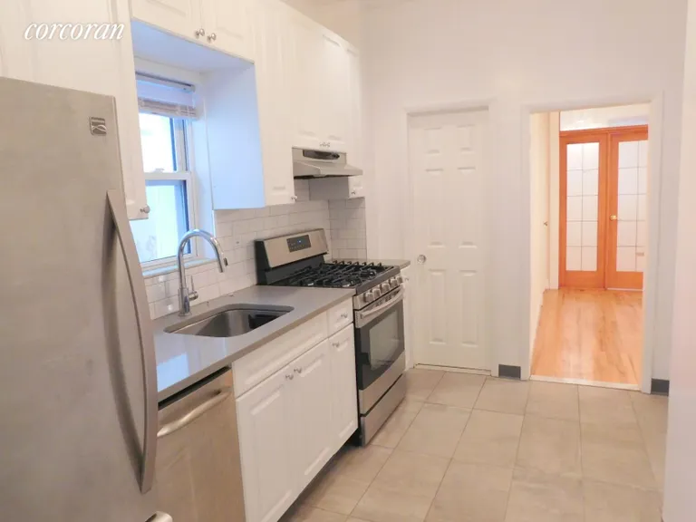 New York City Real Estate | View 322 Greenwood Avenue, 1 | room 9 | View 10