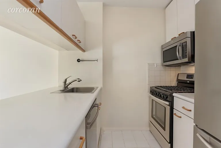 New York City Real Estate | View 350 West 50th Street, 4A | Kitchen | View 6
