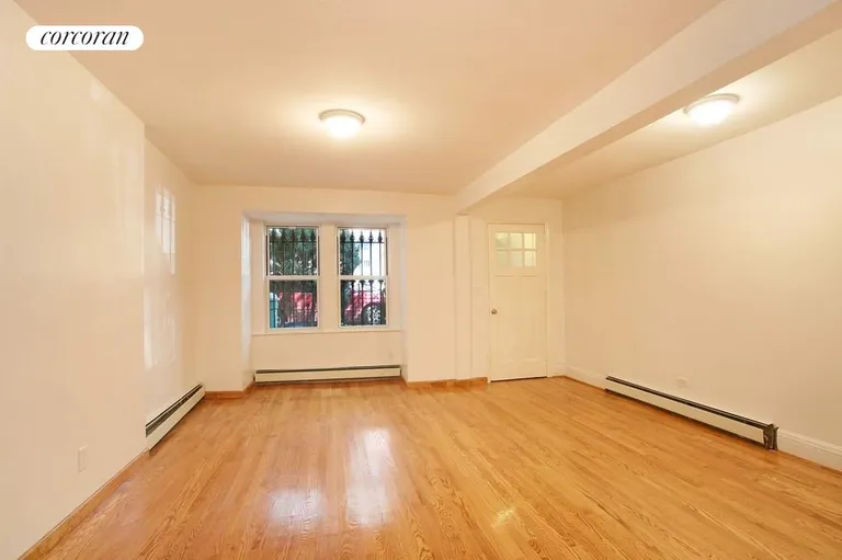 New York City Real Estate | View 382A 6th Avenue, Garden | Living Room | View 2