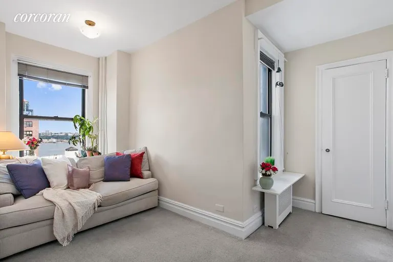 New York City Real Estate | View 685 West End Avenue, 12EF | room 5 | View 6