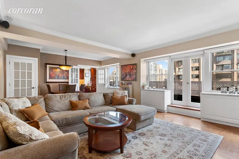 New York City Real Estate | View 165 East 72Nd Street, 20L | room 1 | View 2