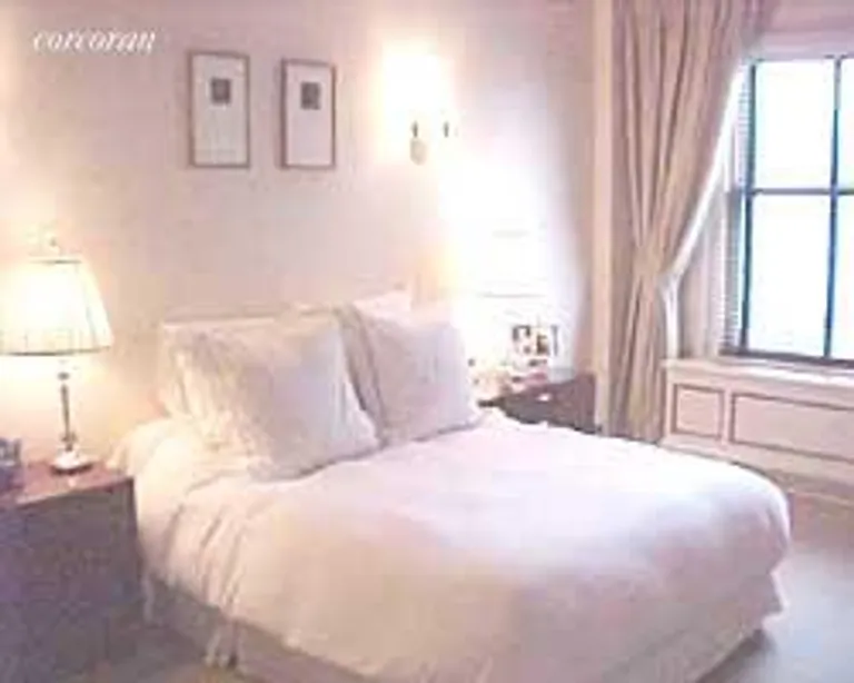New York City Real Estate | View 1010 Fifth Avenue, 11D | room 2 | View 3